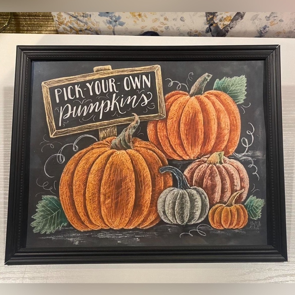 Pumpkin chalk art wall decor